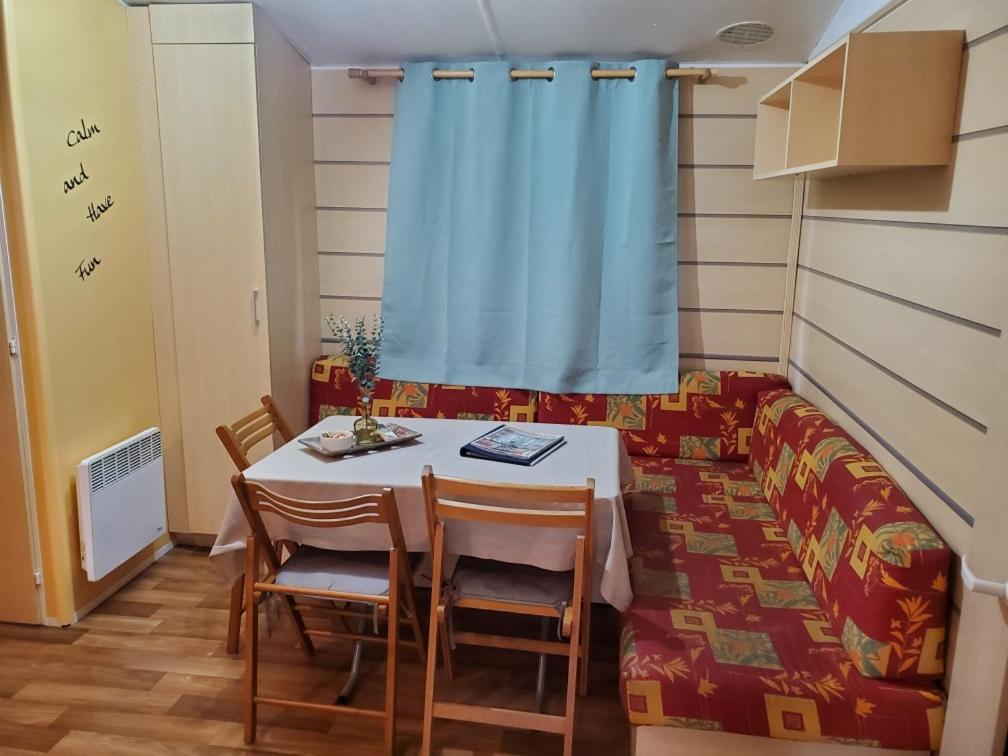 Charmant Mobil Home 6 Personnes Avec Clim Reversible Boofzheim Eksteriør bilde